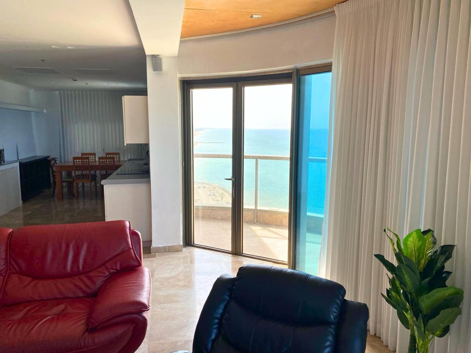 Almog Haifa Israel Apartments מגדלי חוף הכרמל Luaran gambar